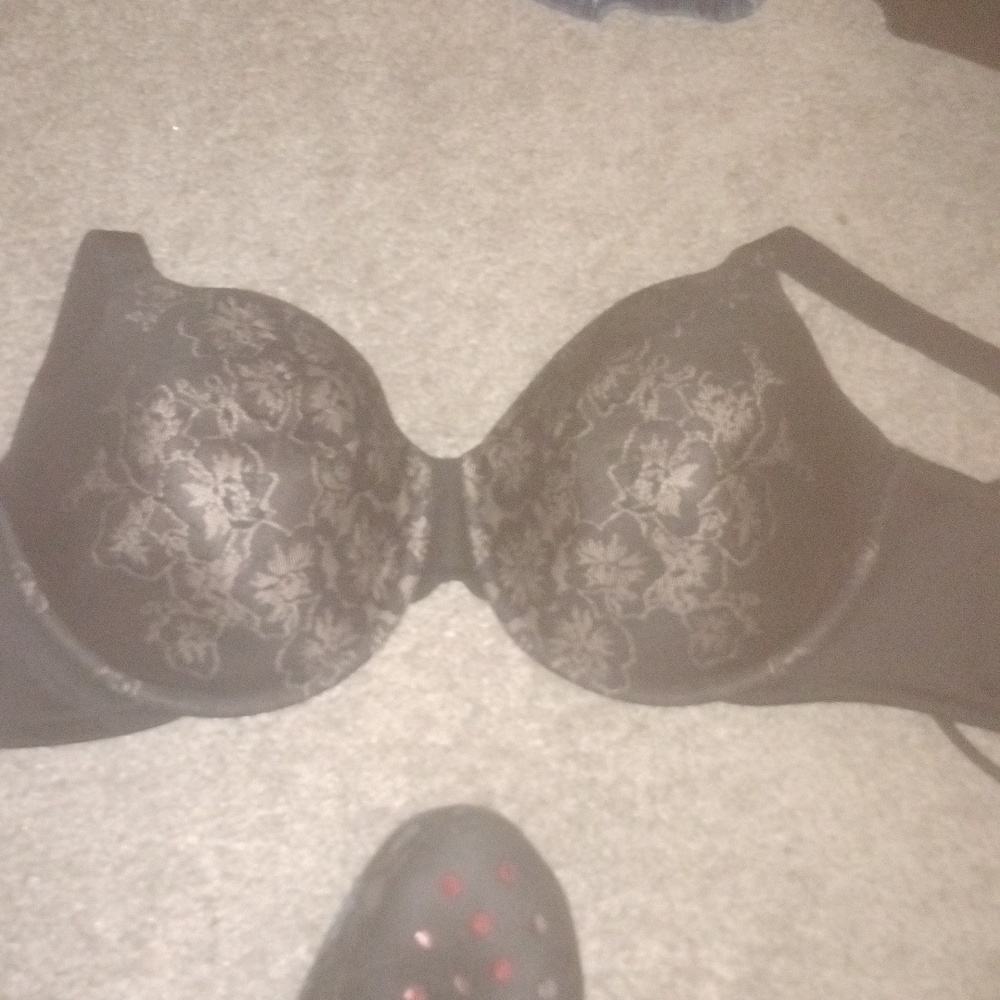 Vanity‎ Fair Full Figure Underwire Black Lace Bra Size 42DD